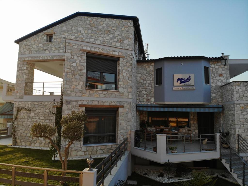 Pegasus Sea View Luxury Apartments Vrasná Exteriör bild